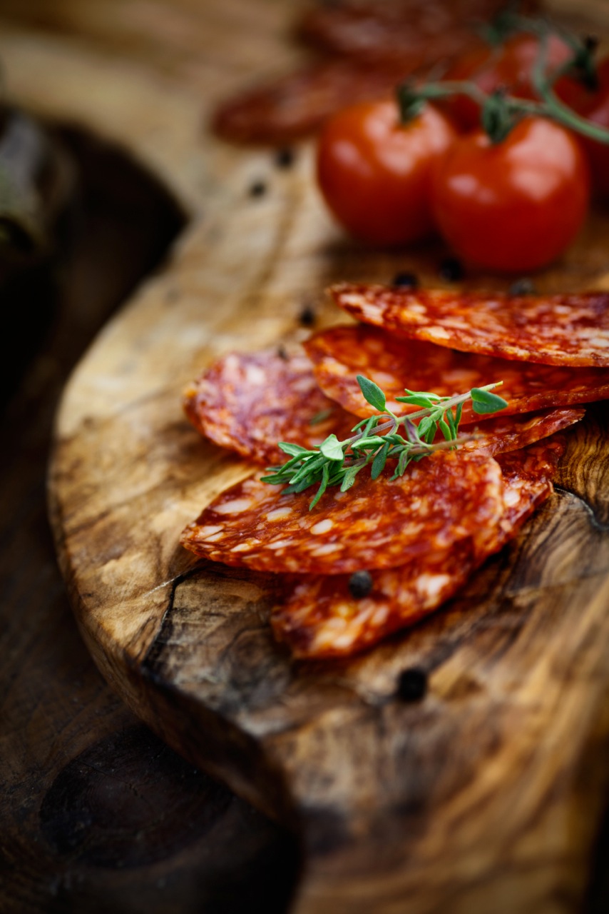 Carnes rojas y embutidos, sin alarmismos - MásQmenos 